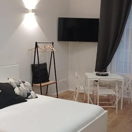 Apartment Palazzo Pellicceria 15 Genoa